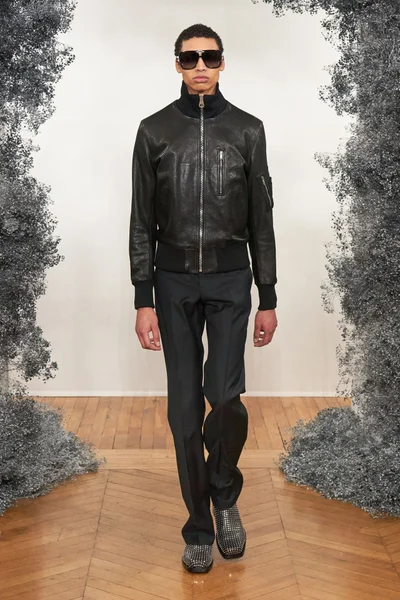 Look 7